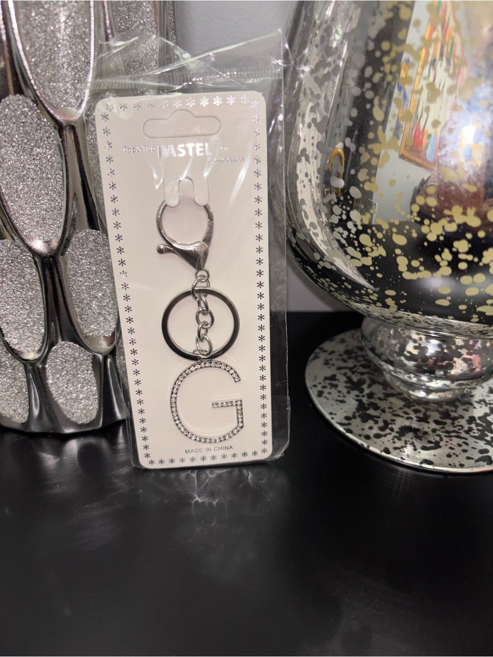 ✨Charm/Keychain- Silver Rhinestone 'G' Charm✨